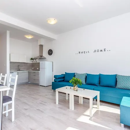 Apartment Veronique 3 By Interhome Dramalj