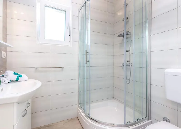 Veronique 3 By Interhome شقة