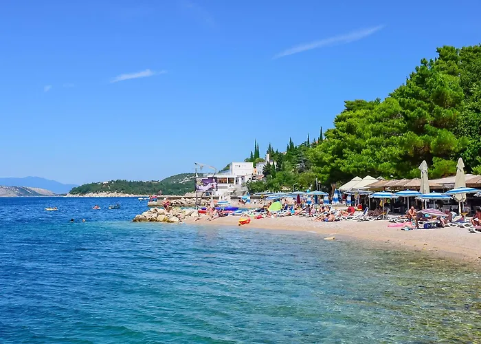 Veronique 3 By Interhome شقة *